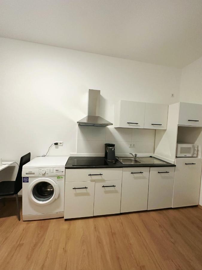 2 Schlafenzimmer Waschmaschine Eller Düsseldorf Esterno foto