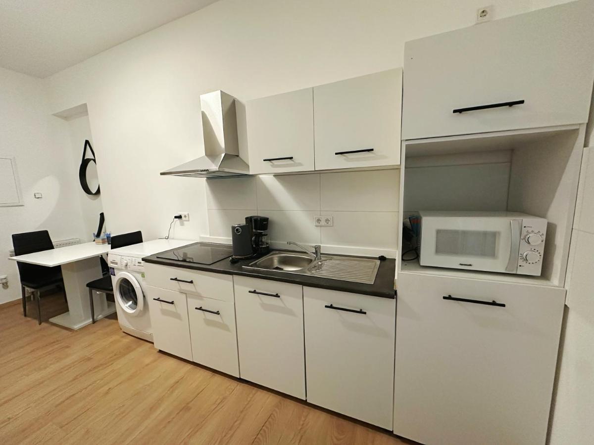2 Schlafenzimmer Waschmaschine Eller Düsseldorf Esterno foto